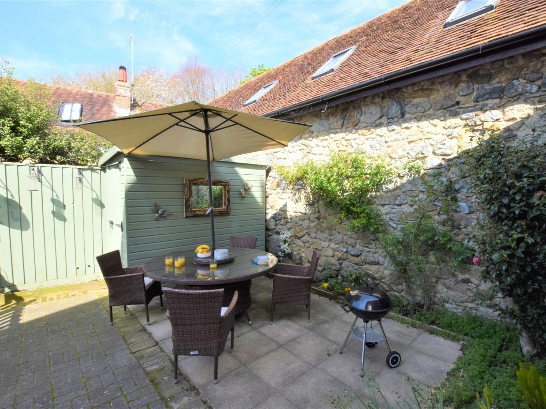 2 Bed Property In Shanklin Isle Of Wight Ic059 Villa ภายนอก รูปภาพ